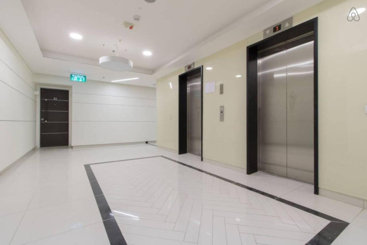 ירושלים Exclusive Two-Bedroom Apartment With Parking מראה חיצוני תמונה