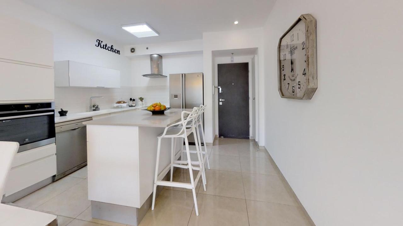 ירושלים Exclusive Two-Bedroom Apartment With Parking מראה חיצוני תמונה