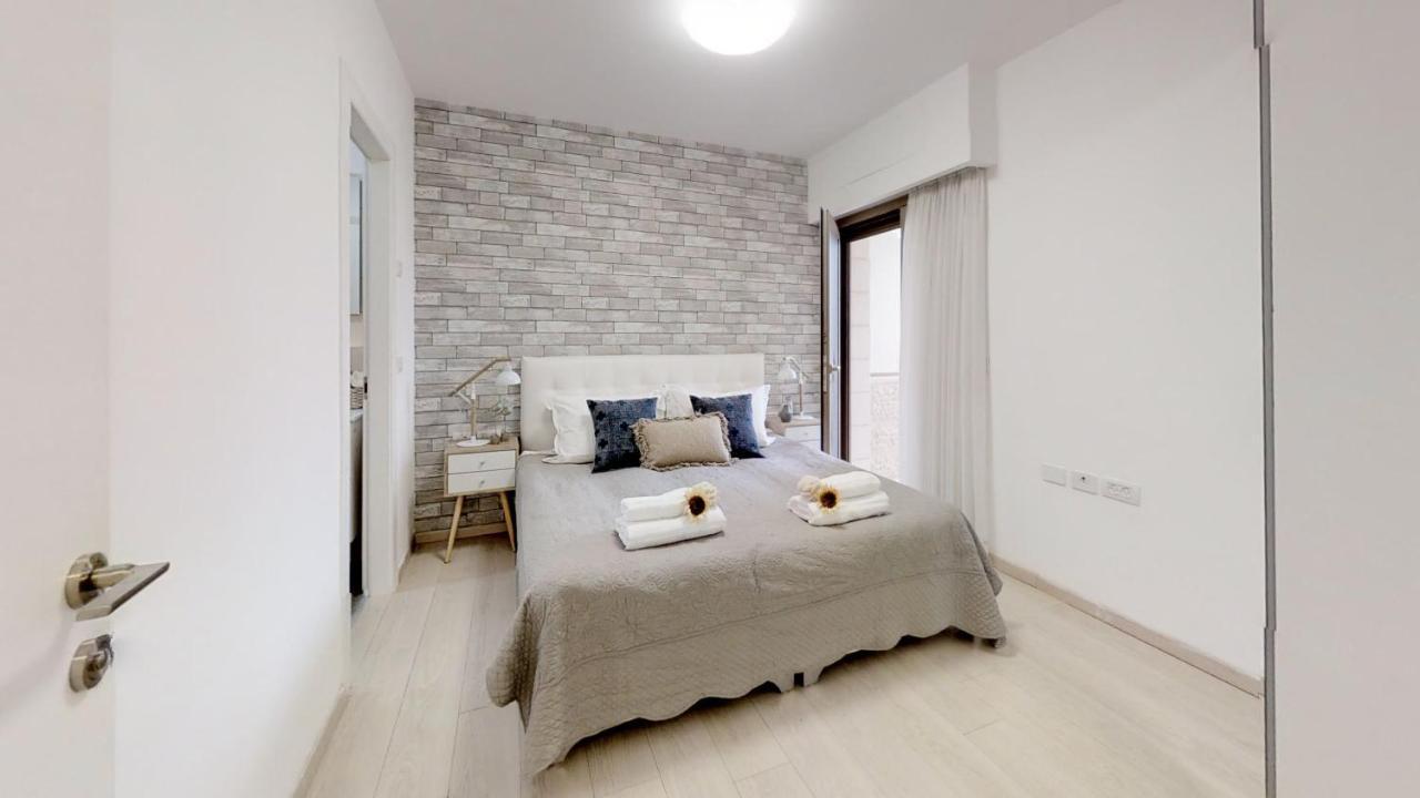 ירושלים Exclusive Two-Bedroom Apartment With Parking מראה חיצוני תמונה
