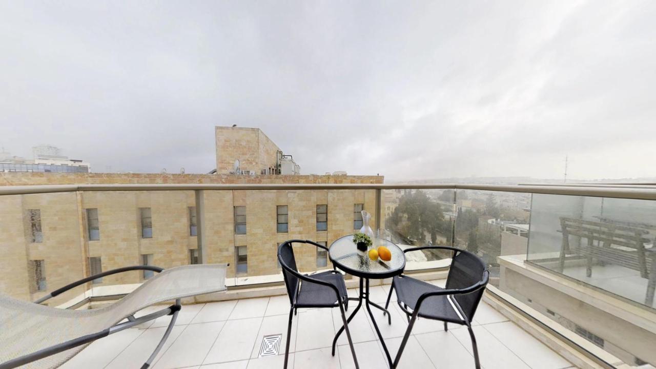 ירושלים Exclusive Two-Bedroom Apartment With Parking מראה חיצוני תמונה